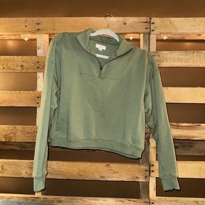 Army green cropped 1/4 zip